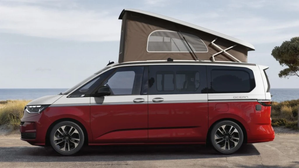 Volkswagen готує електричну California на базі ID. Buzz — кемпер покажуть уже цього місяця