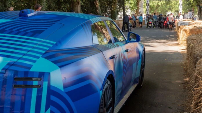 Jaguar показав салон абсолютно нового електромобіля: мінімалізм та чотири окремі місця