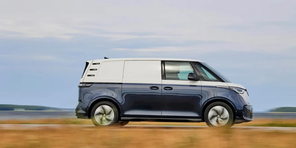 Volkswagen запускає подовжений електричний фургон ID. Buzz Cargo