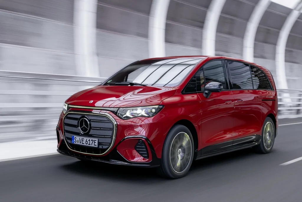 Mercedes-Benz розсекретив флагманську версію електровена VLE