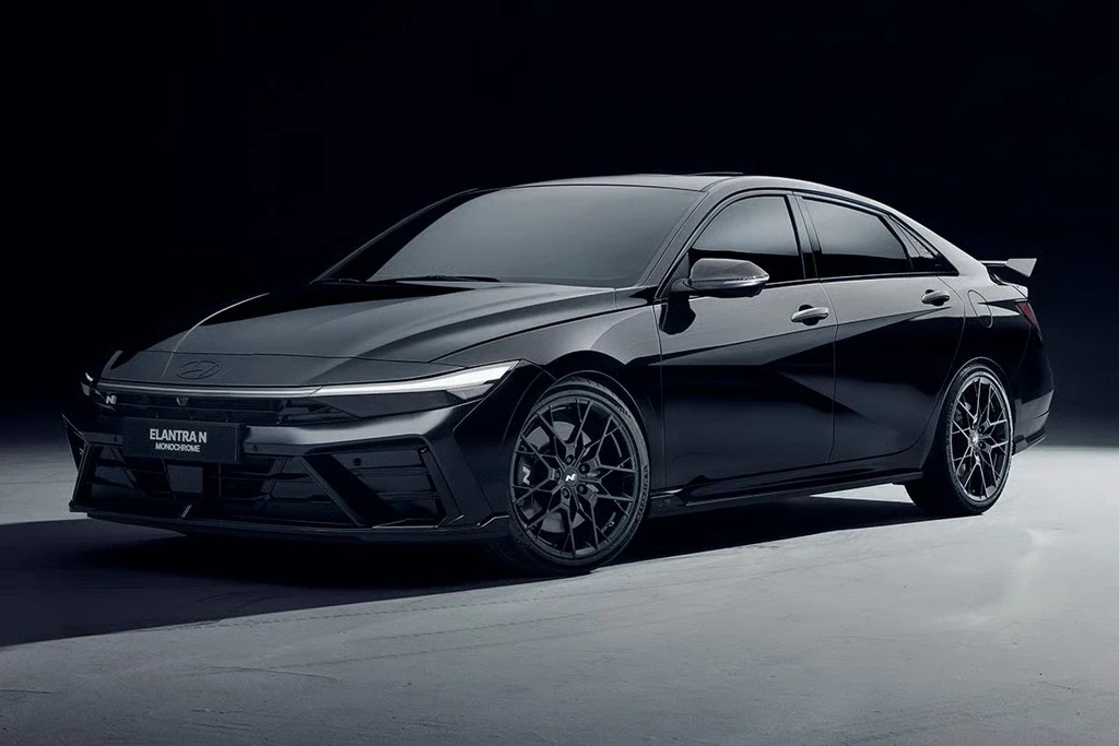 Hyundai випустила прощальну спецверсію Elantra N Monochrome
