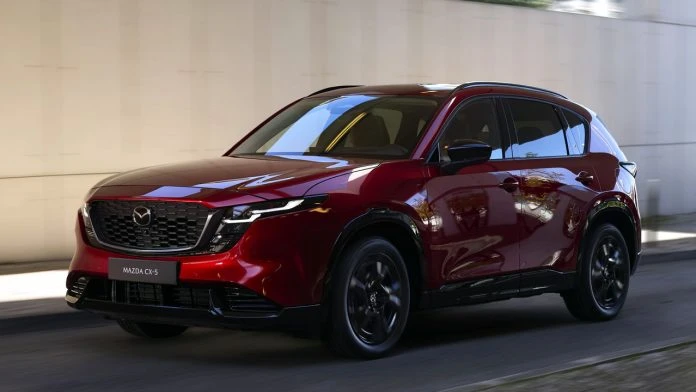 Нова Mazda CX-5 виходить на український ринок: відомі ціни та комплектації